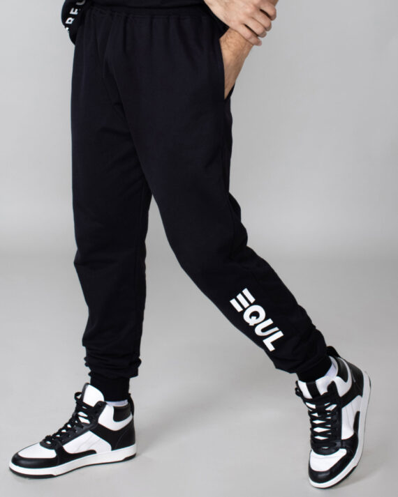 black-joggers-1-02-800x1000