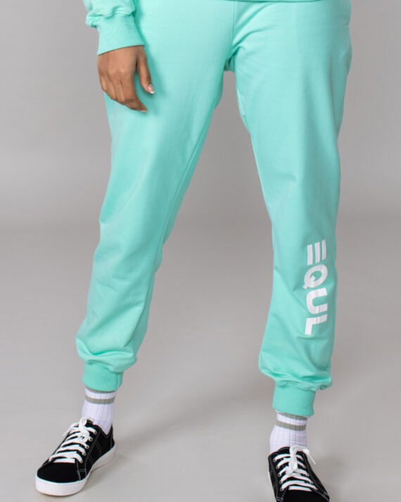 mint-joggers-1-02-800x1000